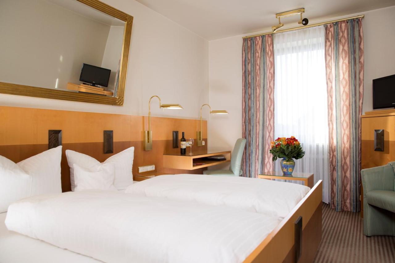 Hotel Dietmayr Neumarkt in der Oberpfalz Dış mekan fotoğraf